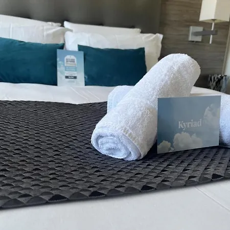 Hotel Kyriad Lyon Est - Eurexpo