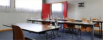 Hotel Kyriad Lyon Est - Eurexpo