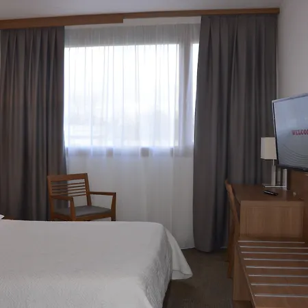 Hotel Kyriad Lyon Est - Eurexpo 3*