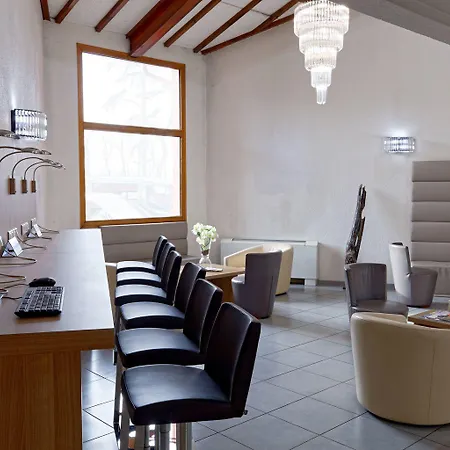 Kyriad Lyon Est - Eurexpo 酒店 热纳