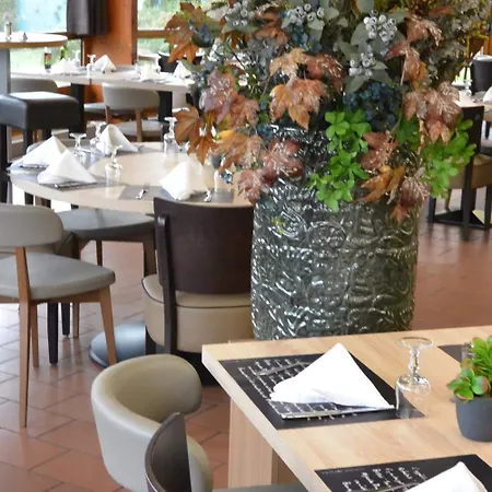 Kyriad Lyon Est - Eurexpo Hotel Genas