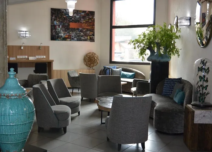 Kyriad Lyon Est - Eurexpo Otel Genas