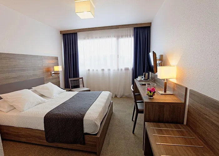 Otel Kyriad Lyon Est - Eurexpo Genas