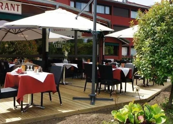 Kyriad Lyon Est - Eurexpo Otel