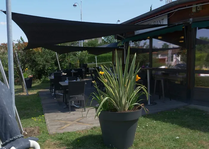 Otel Kyriad Lyon Est - Eurexpo 3*