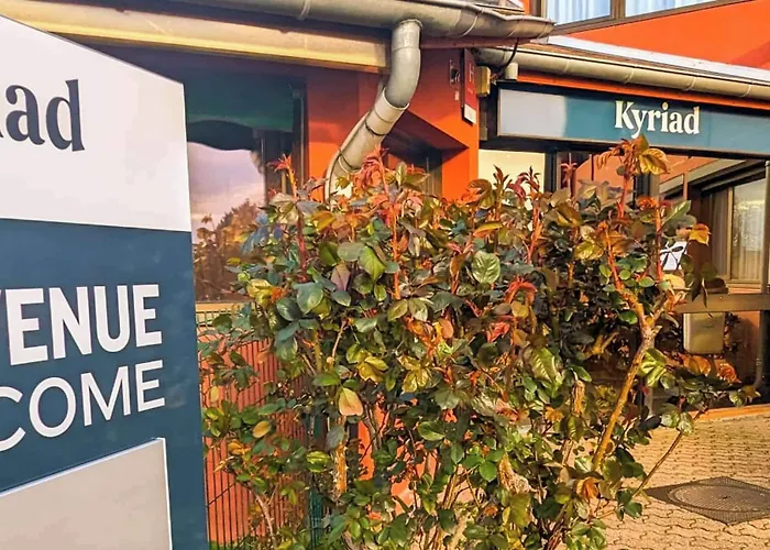 Kyriad Lyon Est - Eurexpo Otel