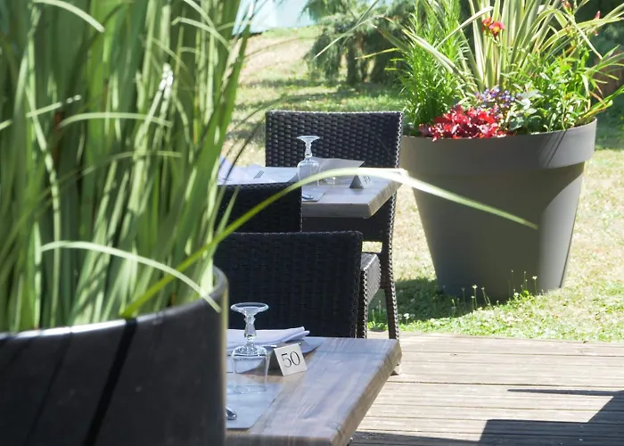 Otel Kyriad Lyon Est - Eurexpo