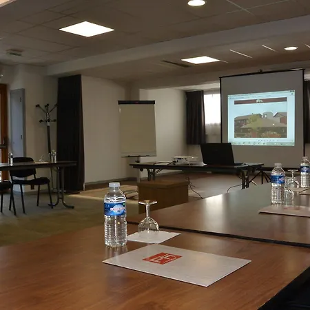 Hotel Kyriad Lyon Est - Eurexpo Genas